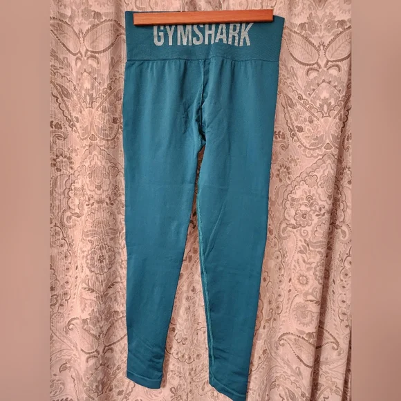 Gymshark - Picture 2 of 2